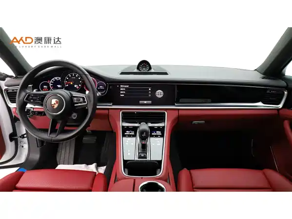 Porsche Panamera 2023