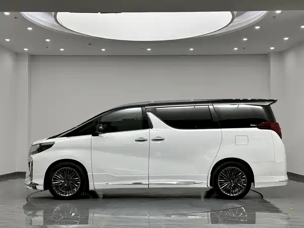 Toyota Alphard 2018