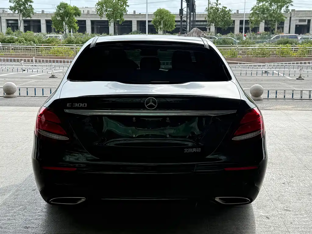 Mercedes-Benz E-Class 2017