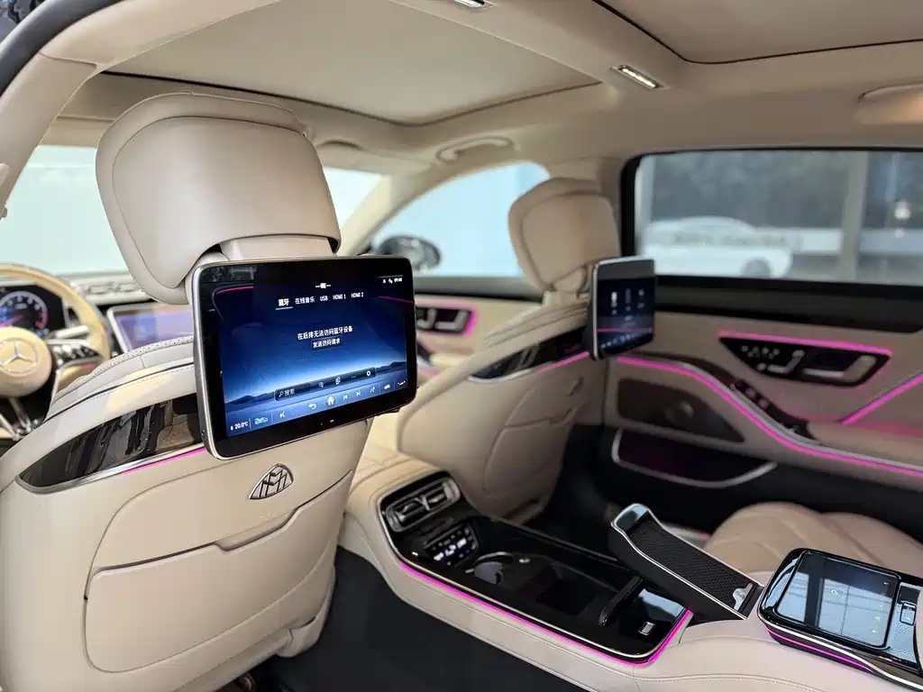 Mercedes-Benz Maybach S-Class 2023 — фото 16