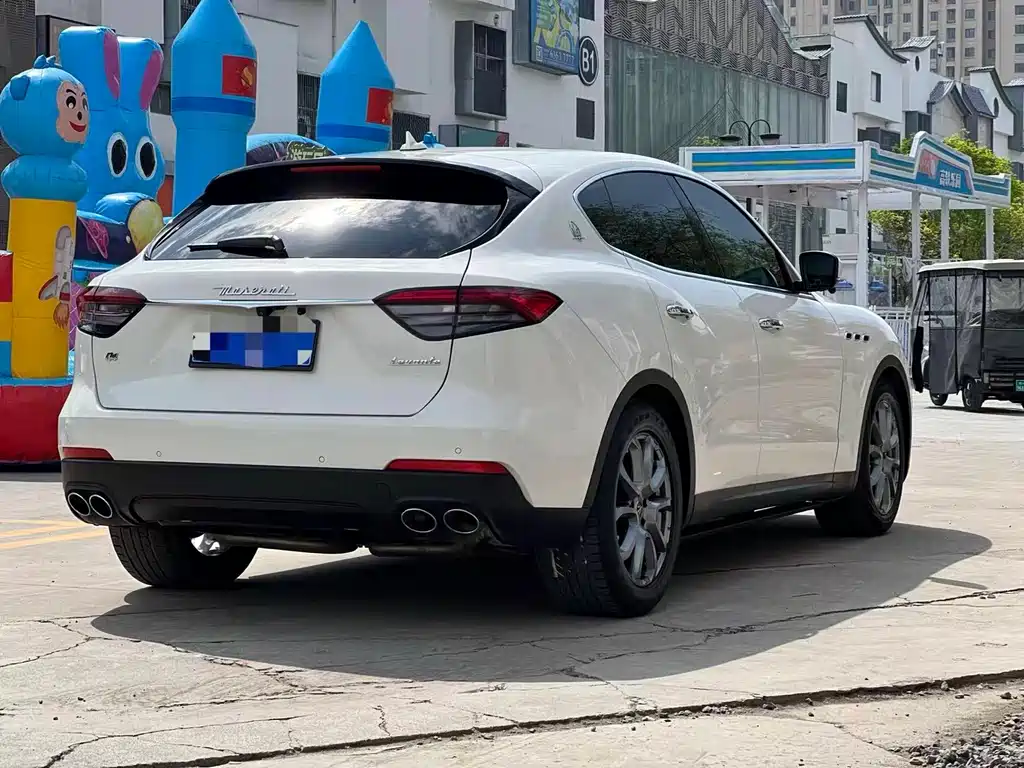 Maserati Levante 2021 — фото 16