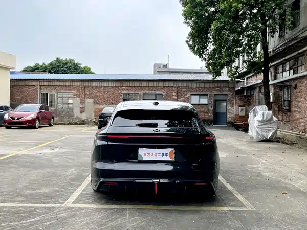 NIO ET5T 2025