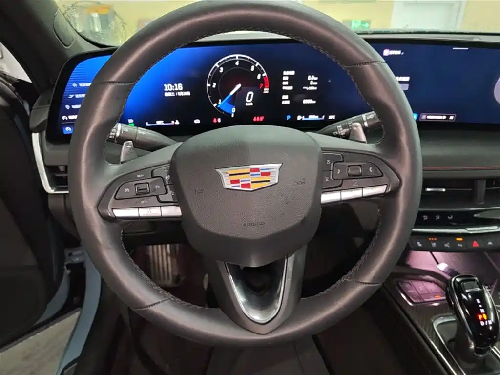 Cadillac CT5 2025 — фото 11