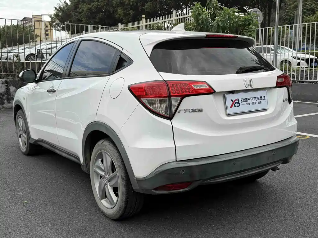 Honda Vezel 2020 — фото 14