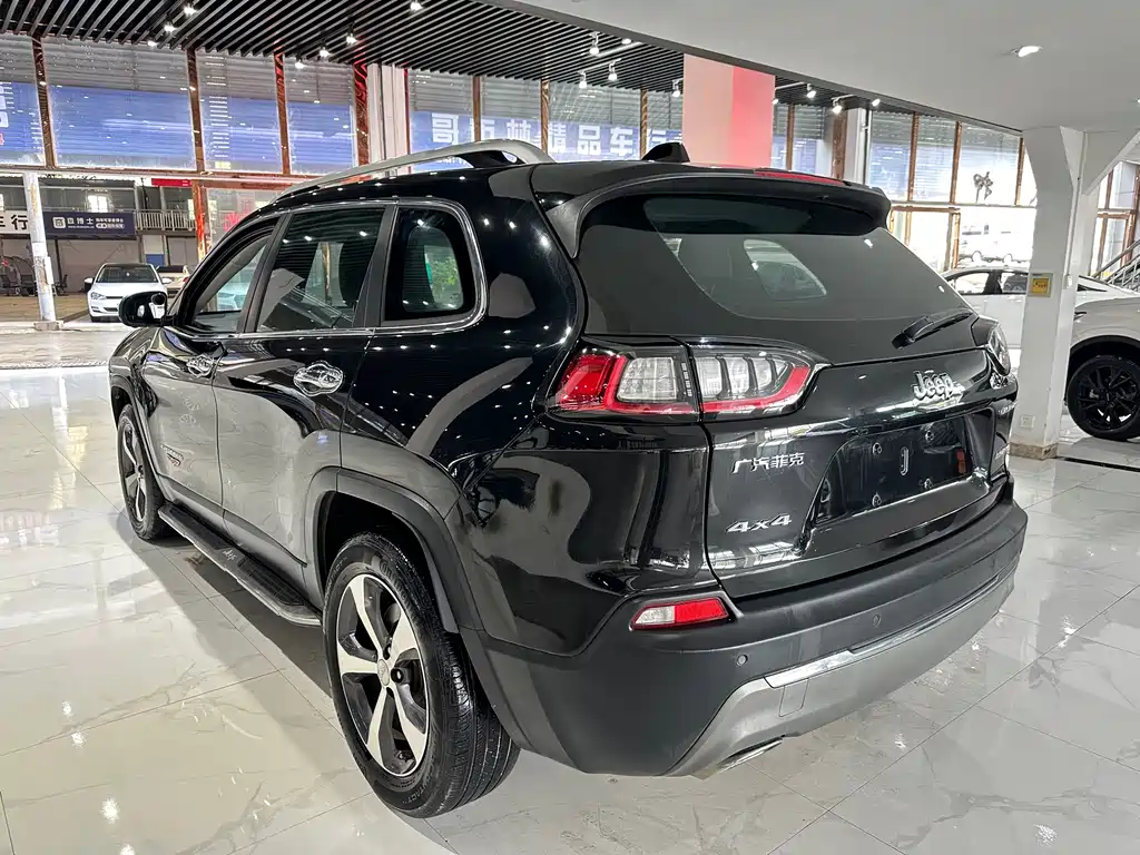 Jeep Cherokee 2019