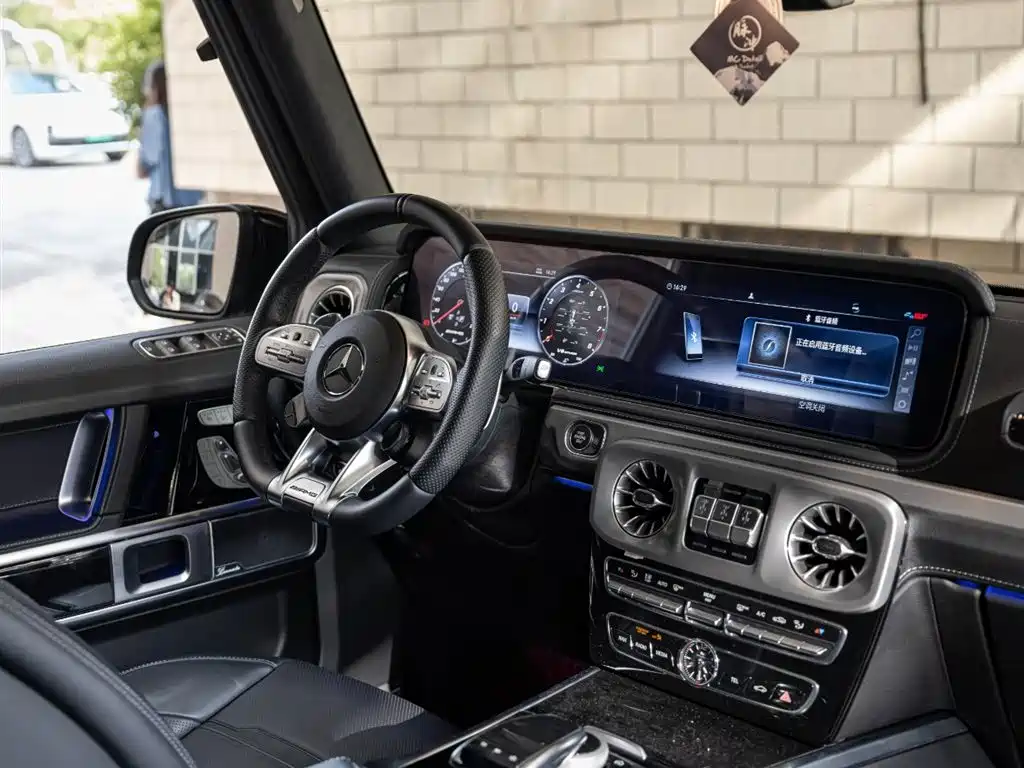 Mercedes-Benz G-Class AMG 2020 — фото 10