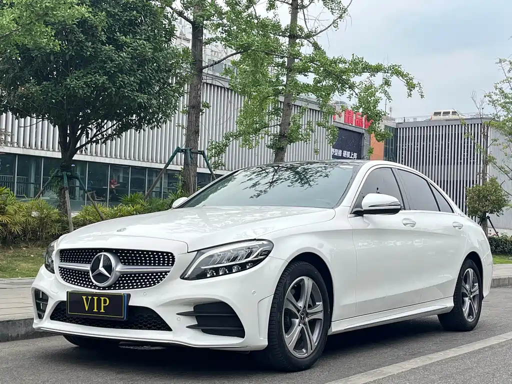 Mercedes-Benz C-Class 2020