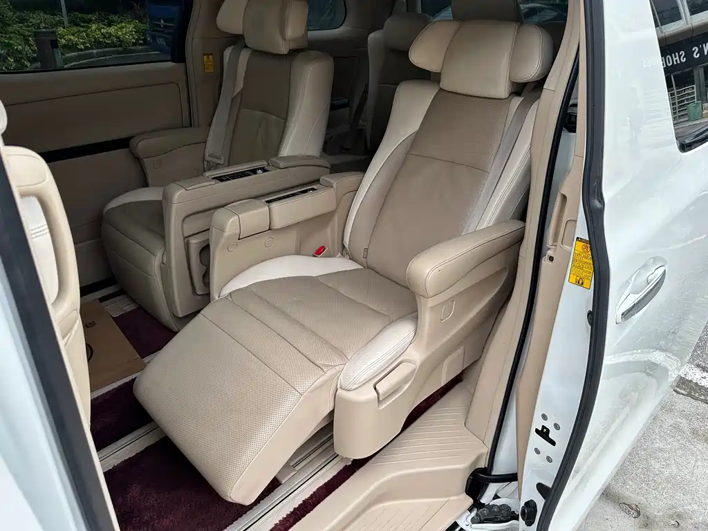 Toyota Alphard 2015 — фото 7