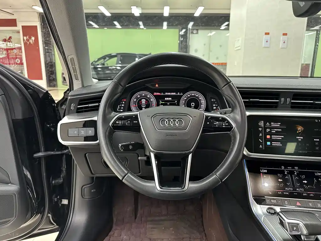 Audi A6L 2022 — фото 14
