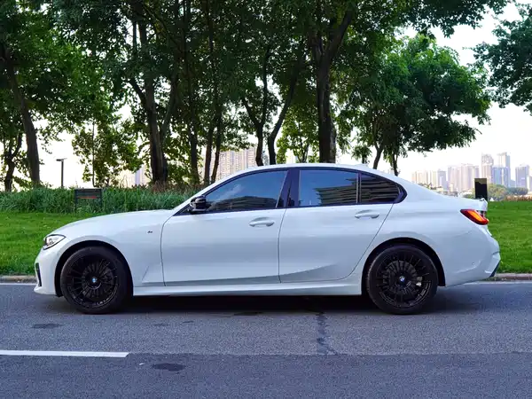BMW 3 Series 2020