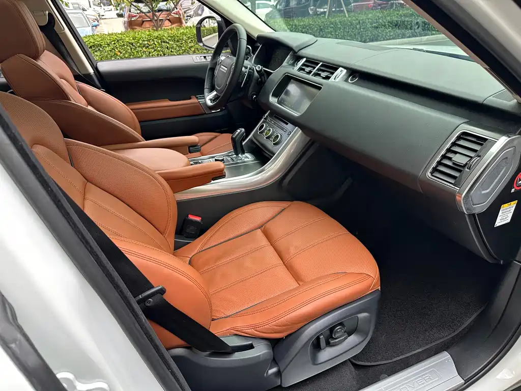 Land Rover Range Rover Sport 2017 — фото 26