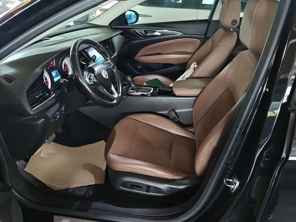 Buick Regal 2019 — фото 15