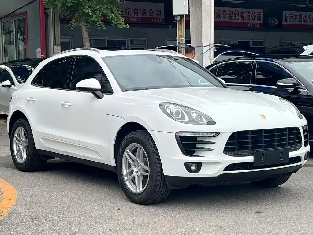 Porsche Macan 2018 — фото 9