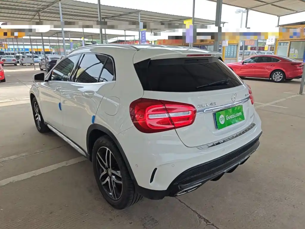 Mercedes-Benz GLA 2016