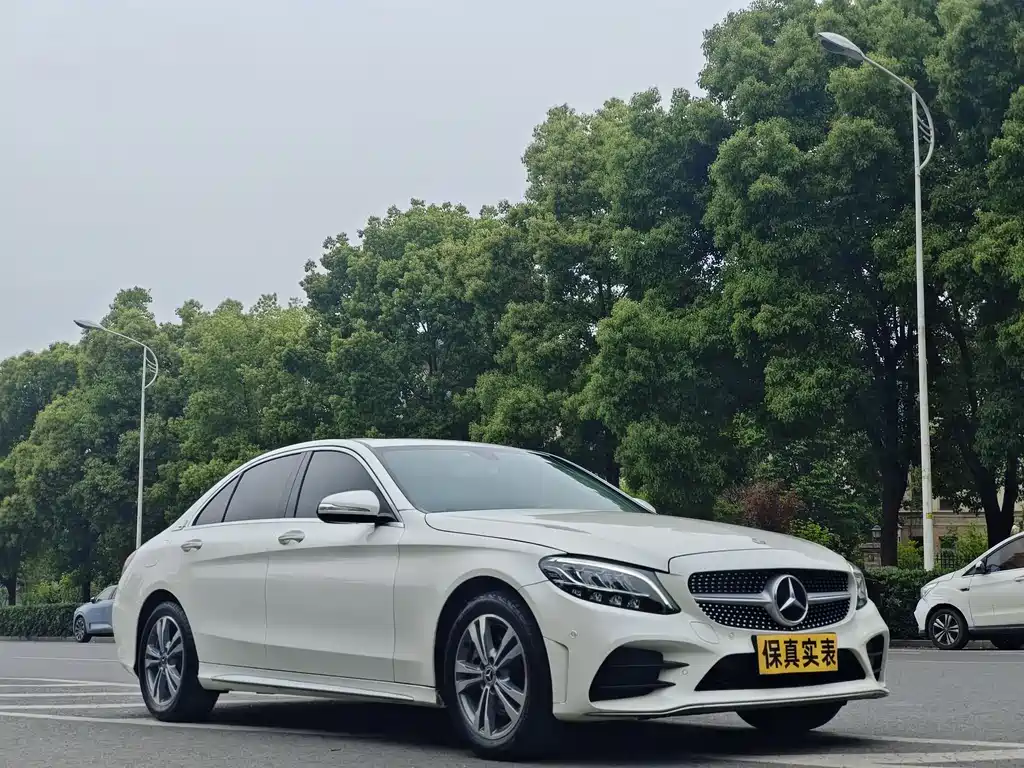 Mercedes-Benz C-Class 2019 — фото 3
