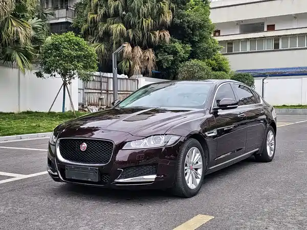 Jaguar XFL 2017