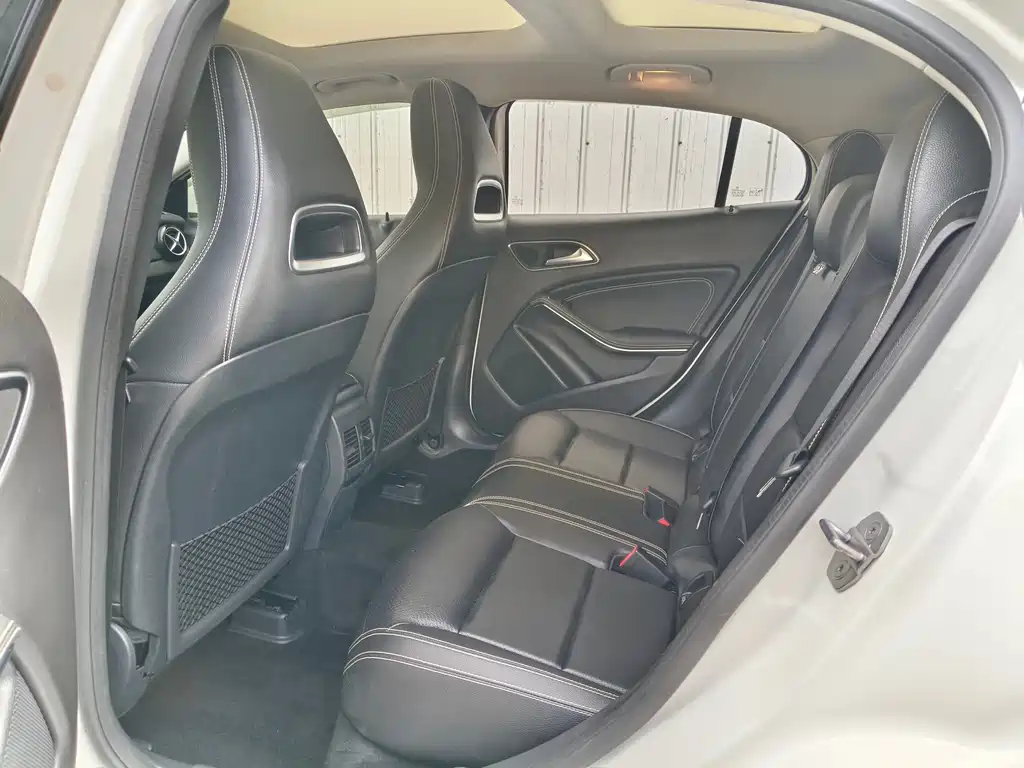 Mercedes-Benz GLA 2019