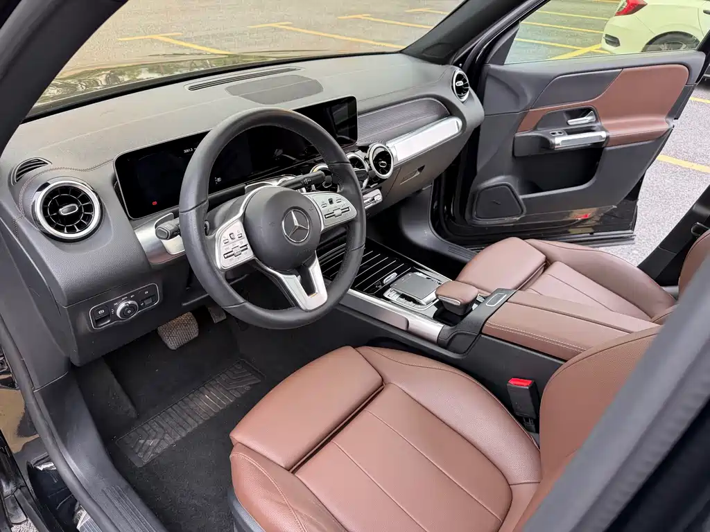 Mercedes-Benz GLB 2020 — фото 29