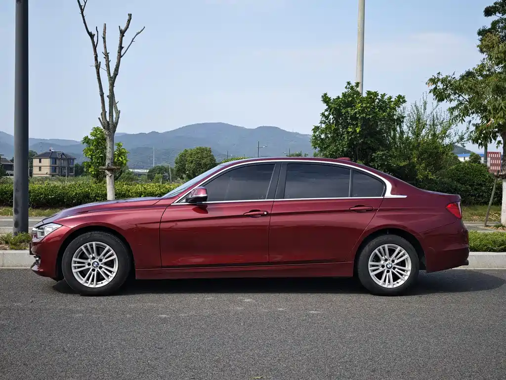 BMW 3 Series 2015