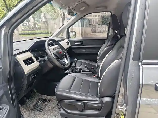 Wuling Journey 2024