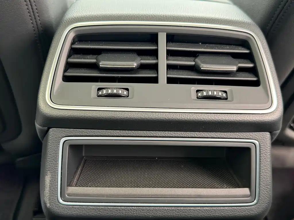 Audi A6 2023 — фото 14