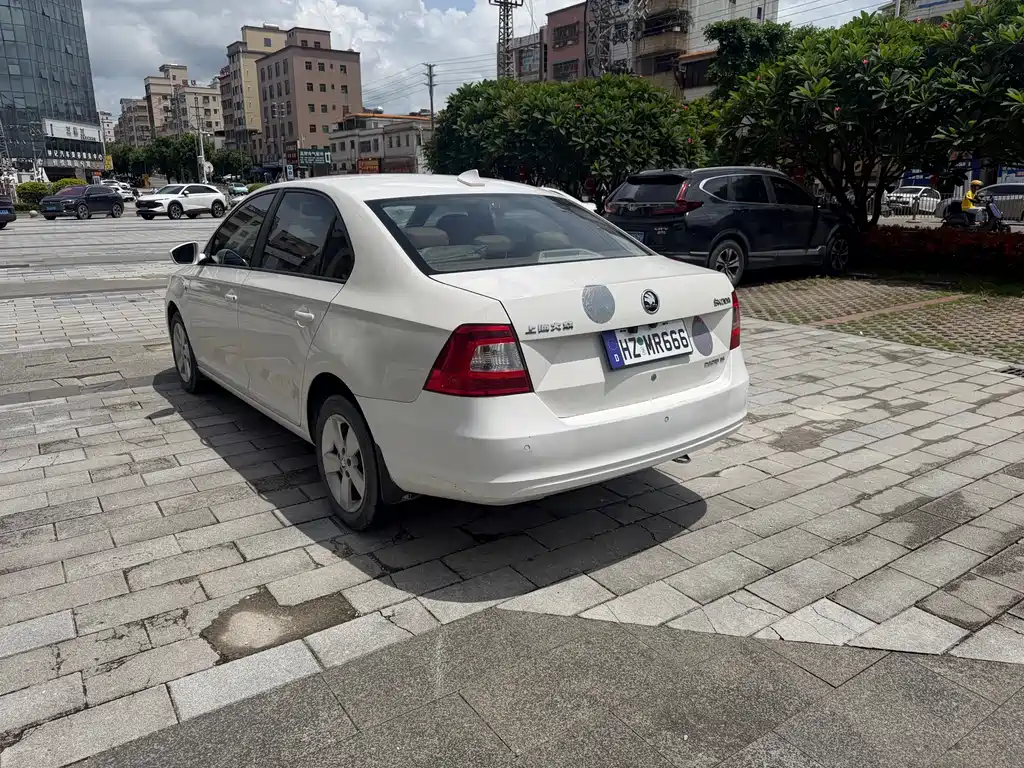 Skoda Rapid 2014