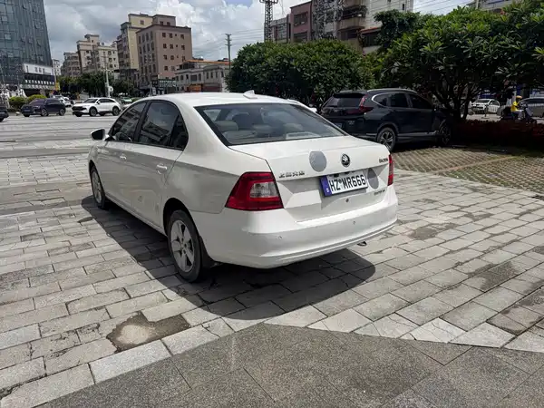 Skoda Rapid 2014