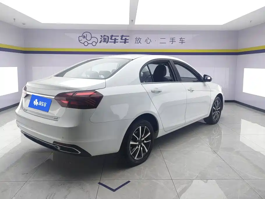 Geely Emgrand 2019
