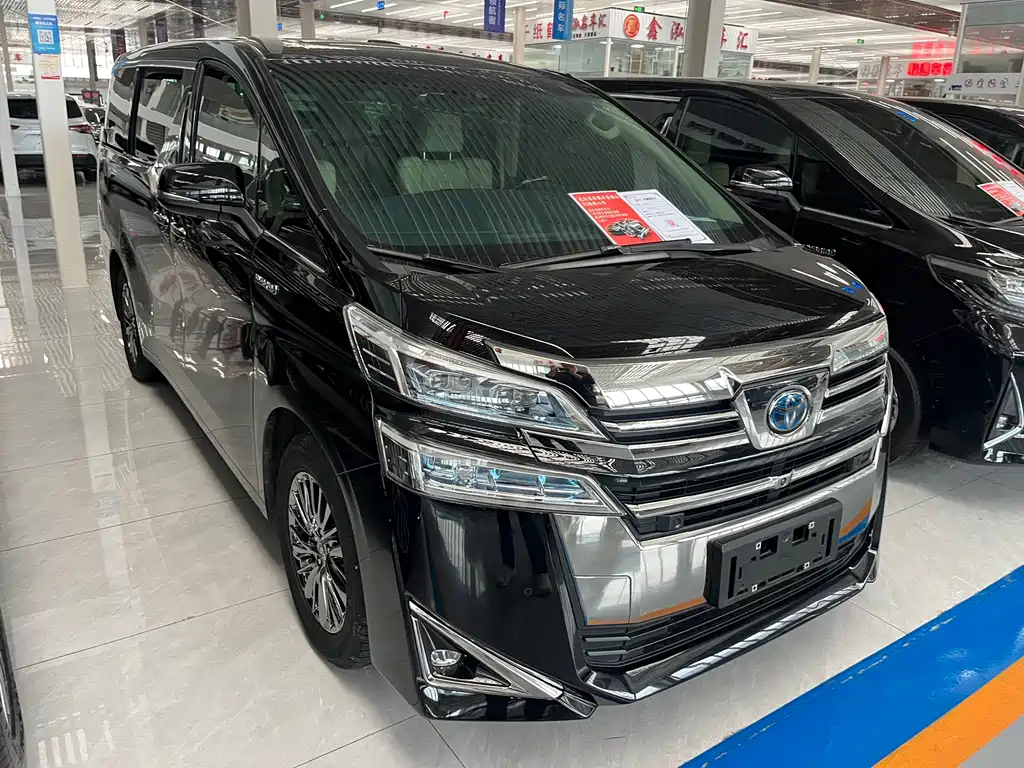 Toyota Vellfire 2021 — фото 3