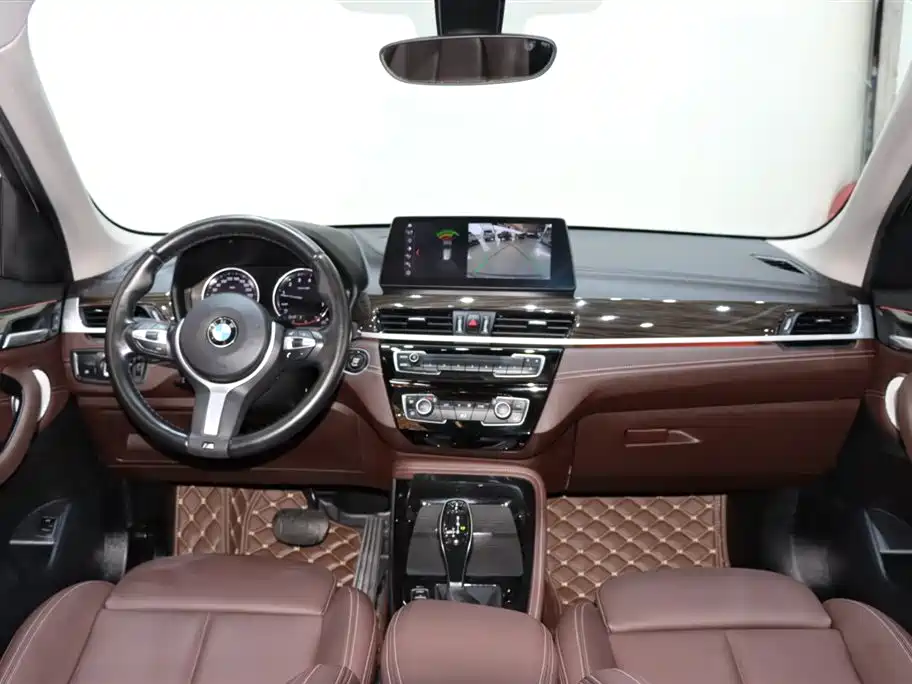 BMW X1 2022 — фото 12