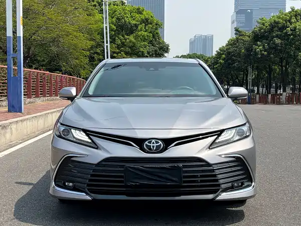 Toyota Camry 2019