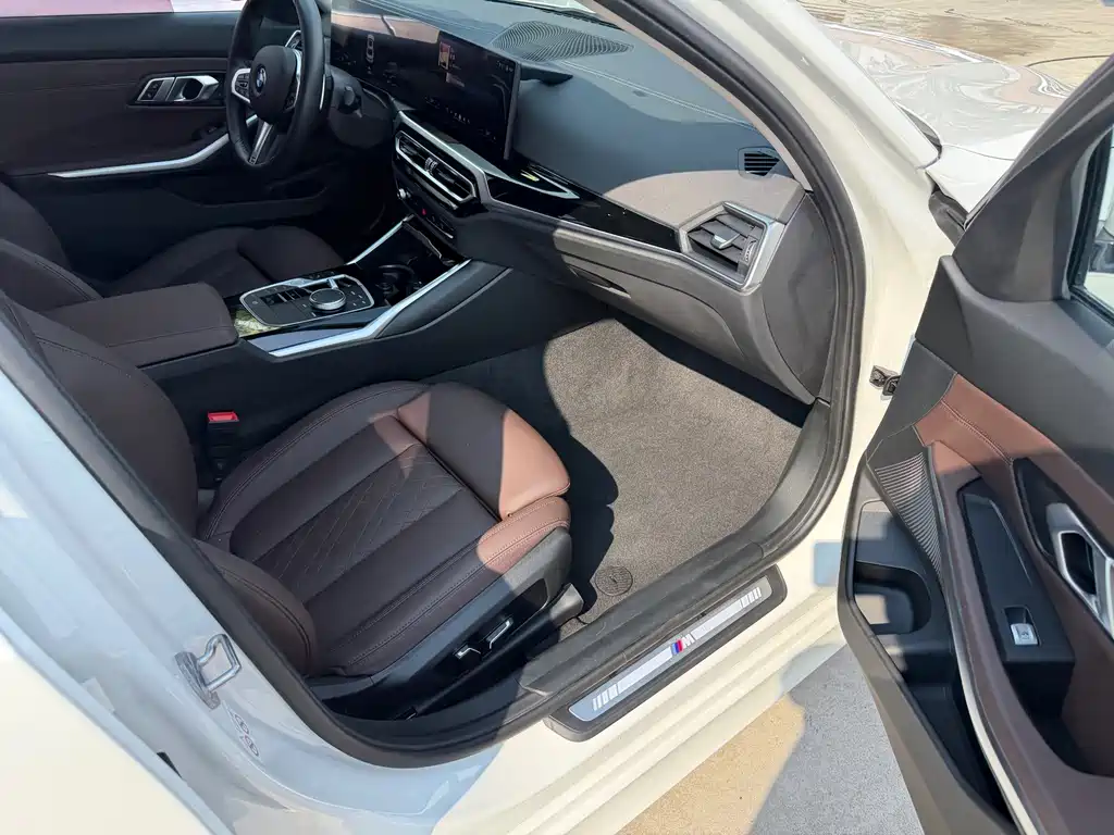 BMW 3 Series 2023 — фото 10