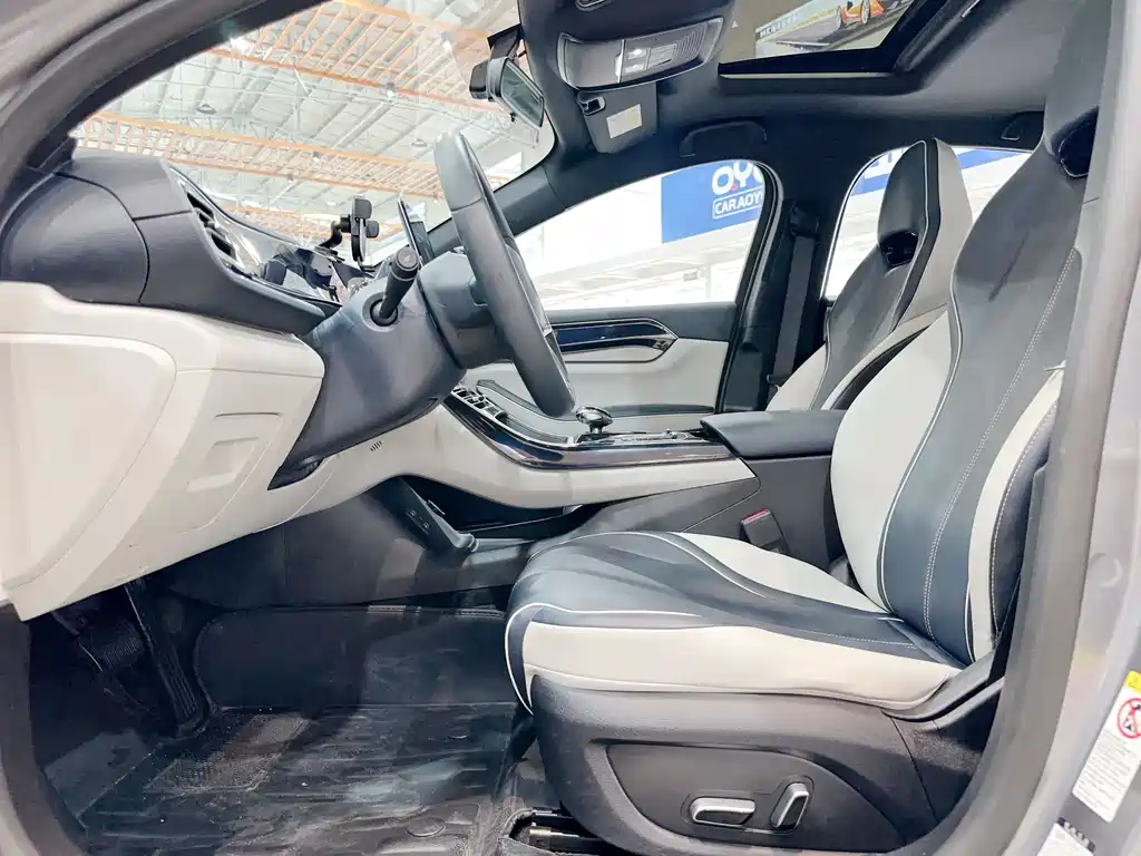 BYD Qin PLUS 2022 — фото 16