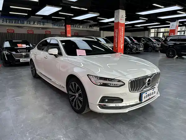 Volvo S90 2021