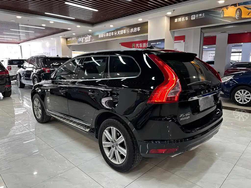 Volvo XC60 2016 — фото 5