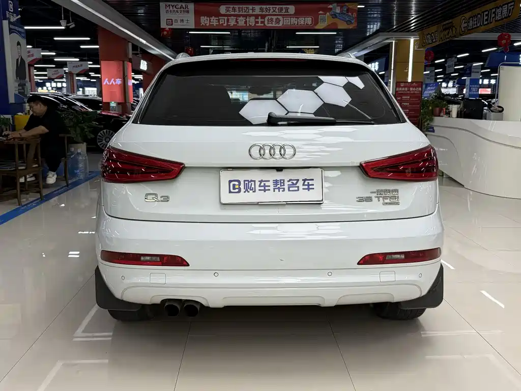 Audi Q3 2016 — фото 14