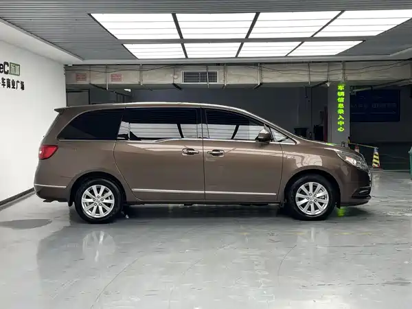 Buick GL8 2018