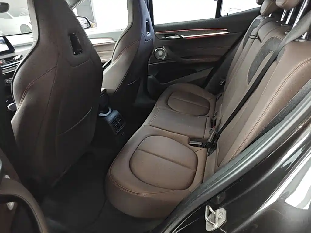 BMW X2 2021 — фото 17