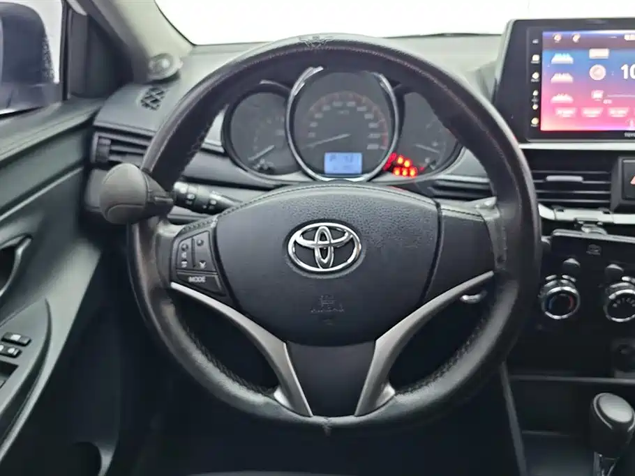 Toyota Vios 2023 — фото 15