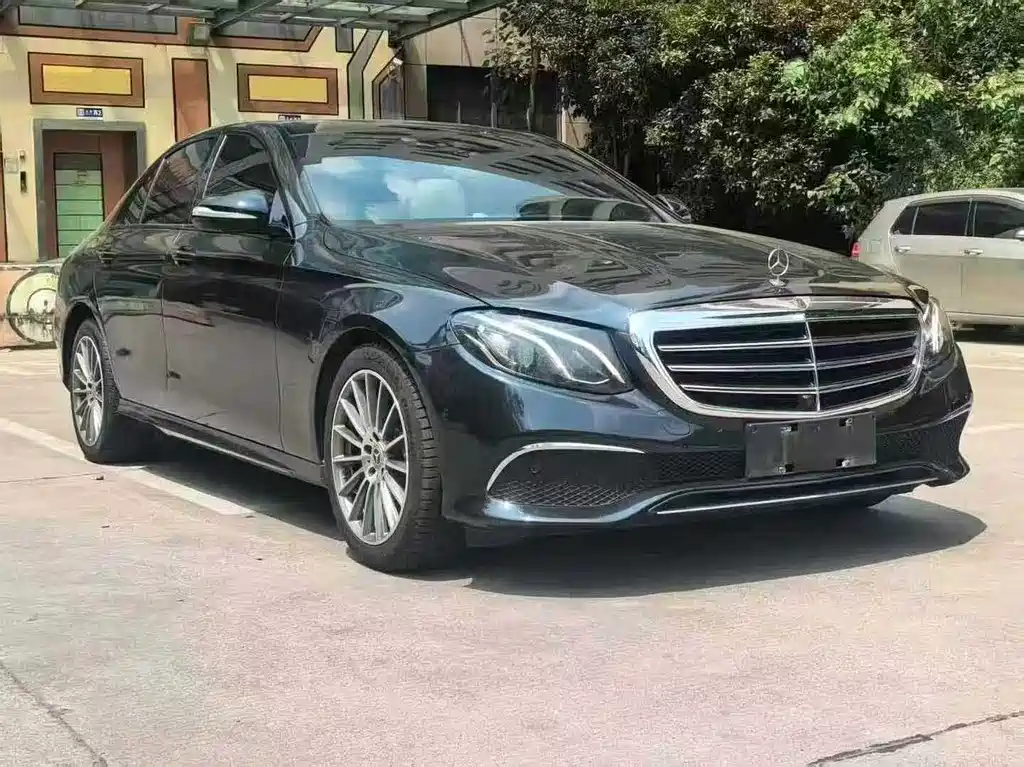 Mercedes-Benz E-Class 2018 — фото 3