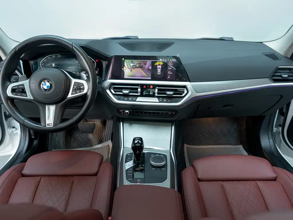 BMW 3 Series 2022 — фото 10