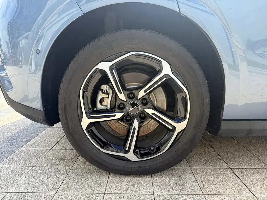 BYD Seal 06GT 2025 — фото 12