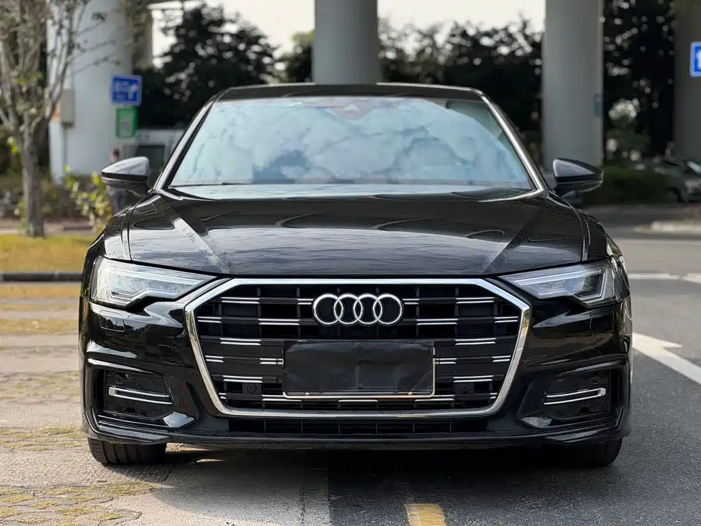 Audi A6L 2023 — фото 1