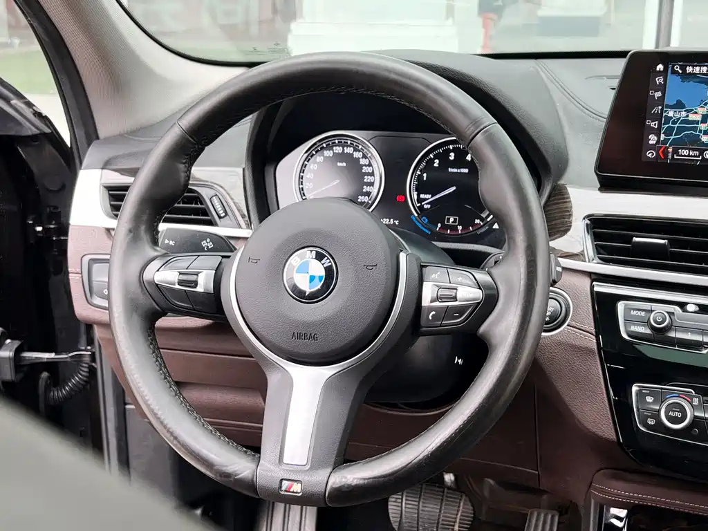 BMW X1 2020 — фото 14