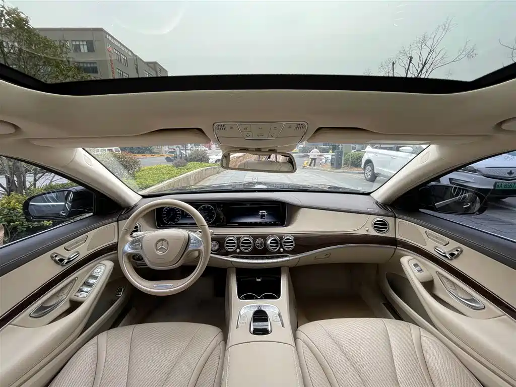 Mercedes-Benz S-Class 2017 — фото 17