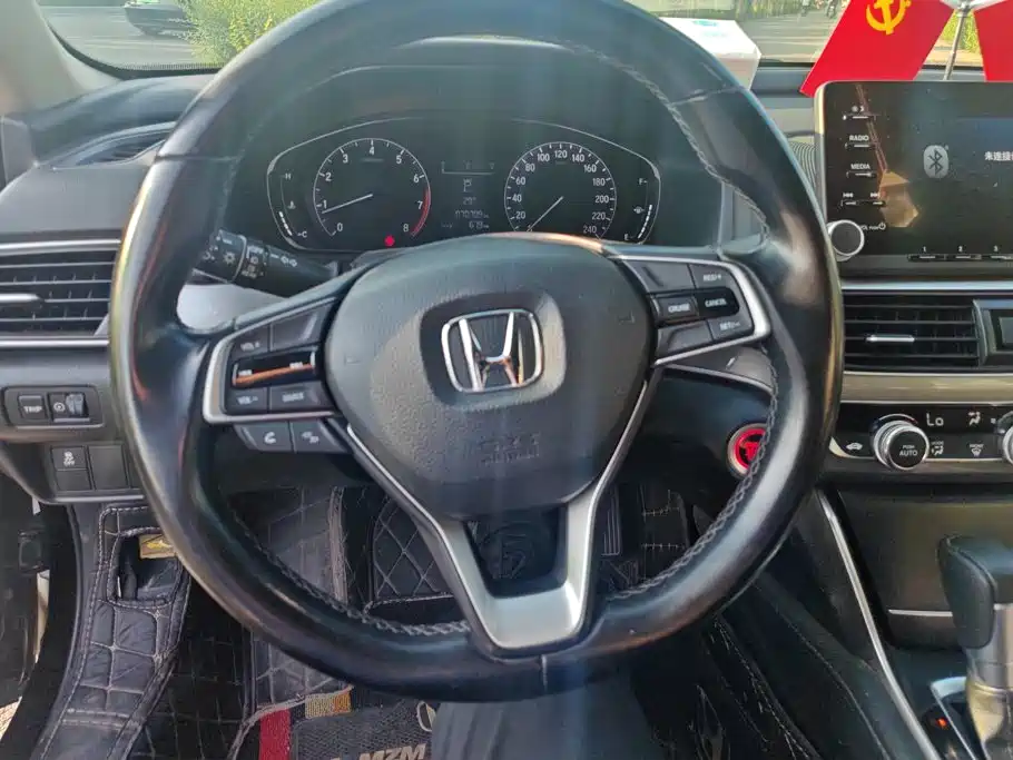 Honda Accord 2020 — фото 15