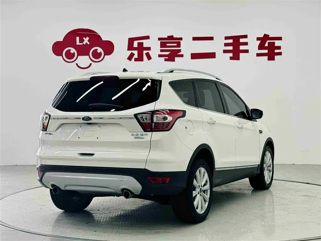 Ford Kuga 2017 — фото 5