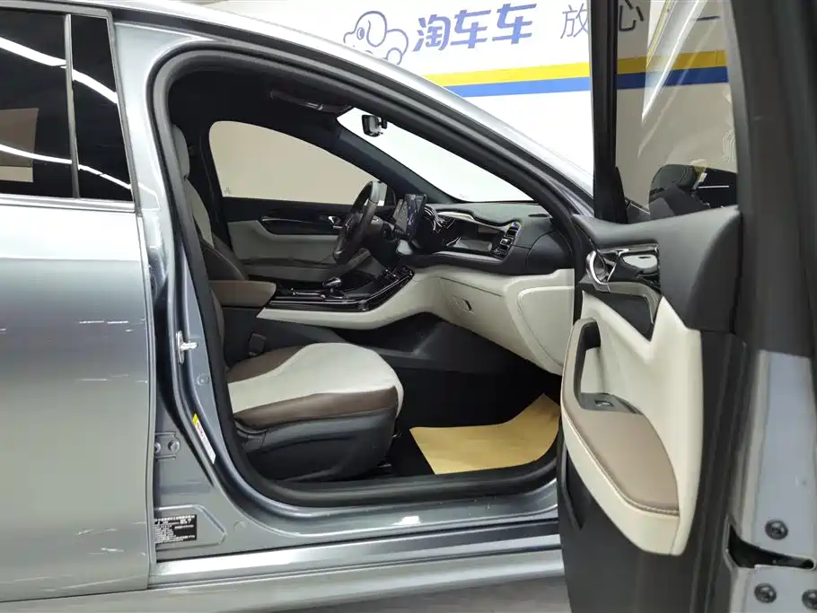 BYD Qin PLUS 2024 — фото 8