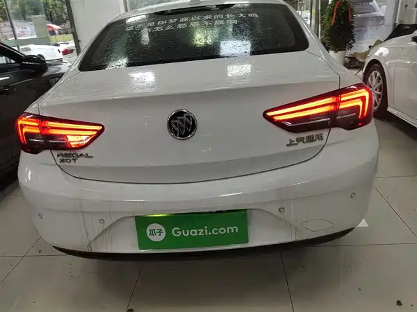 Buick Regal 2019