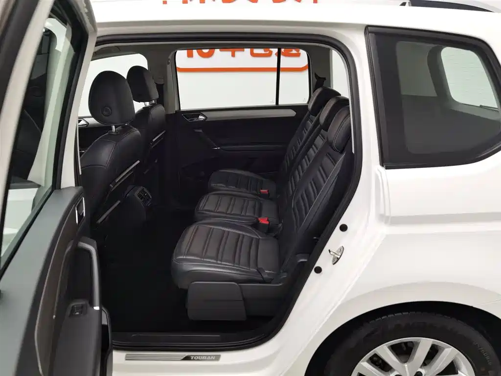 Volkswagen Touran 2016 — фото 15